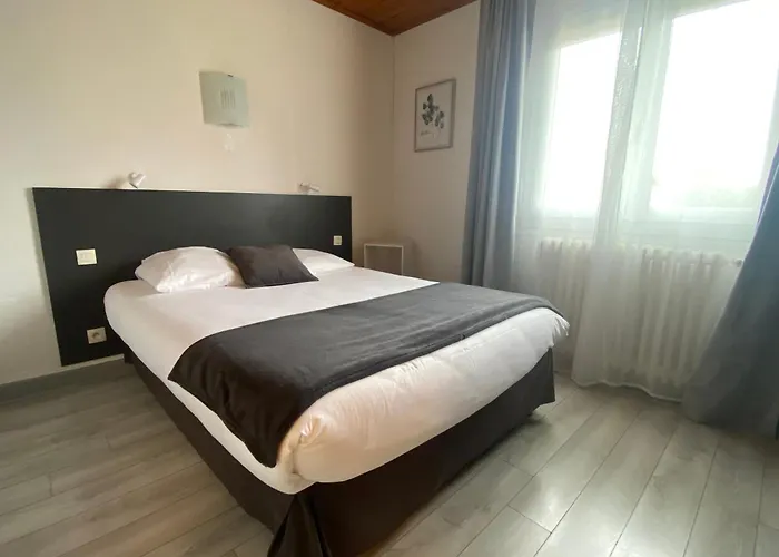 De ホテル Lamagistère