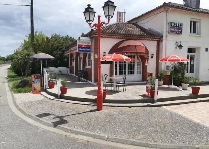 De ホテル Lamagistère